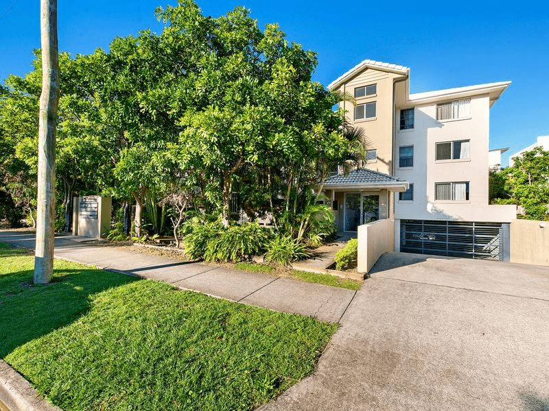 12/99 Muir Street, LABRADOR, QLD 4215