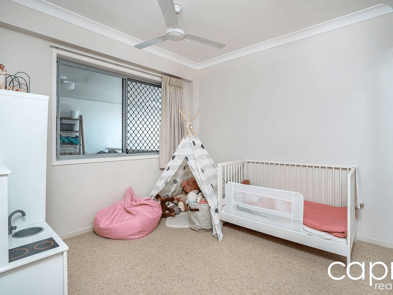 12/99 Muir Street, LABRADOR, QLD 4215