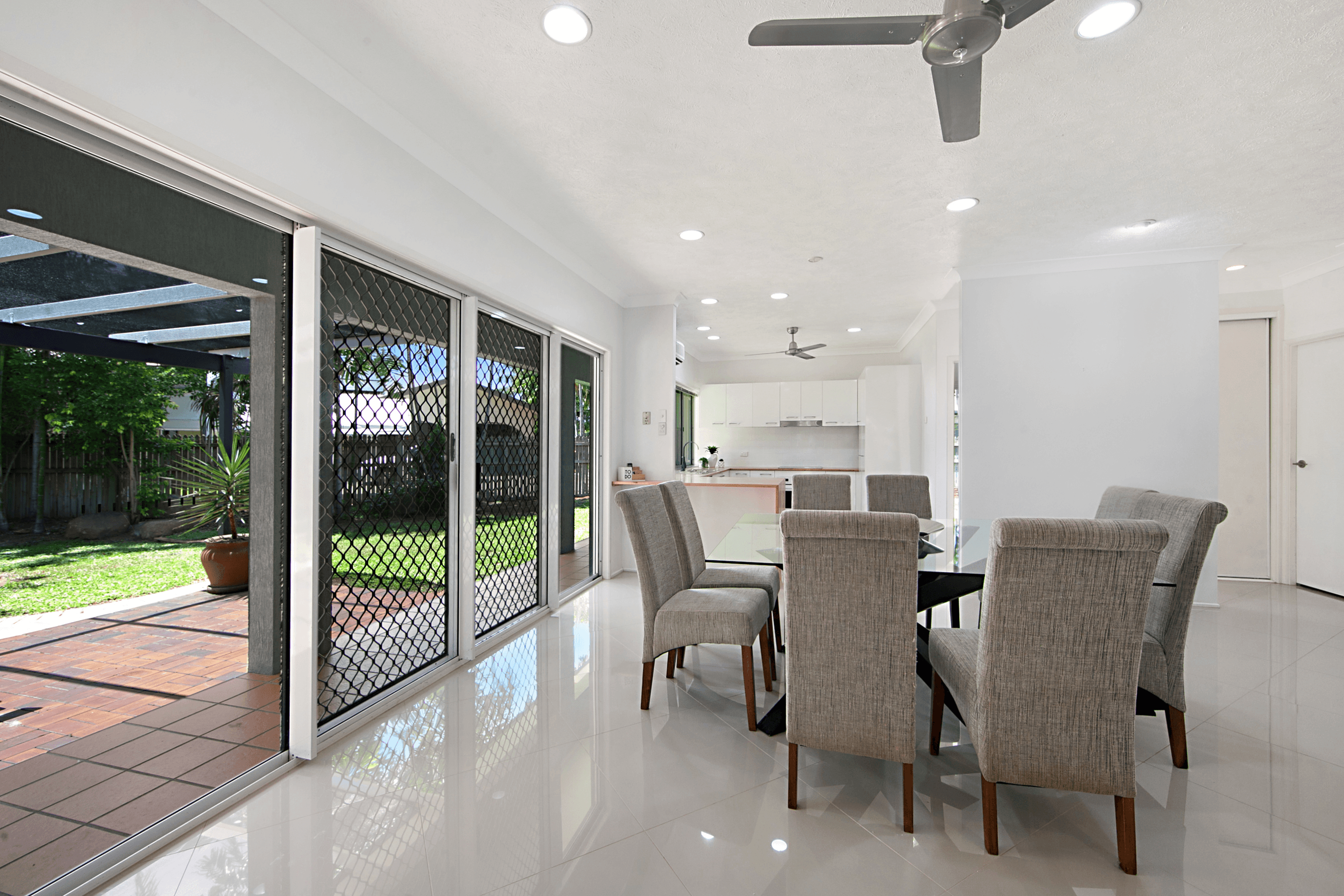 17 Raintree Way, KIRWAN, QLD 4817