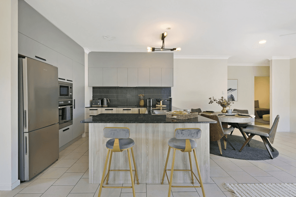 38 Peach Drive, ROBINA, QLD 4226