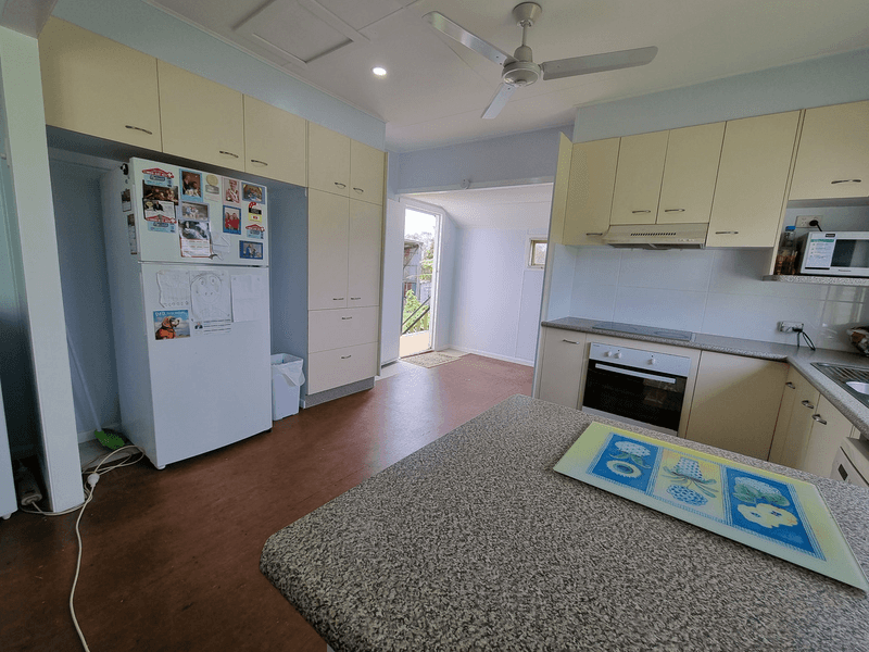 1936 Gin Gin Road, SOUTH KOLAN, QLD 4670