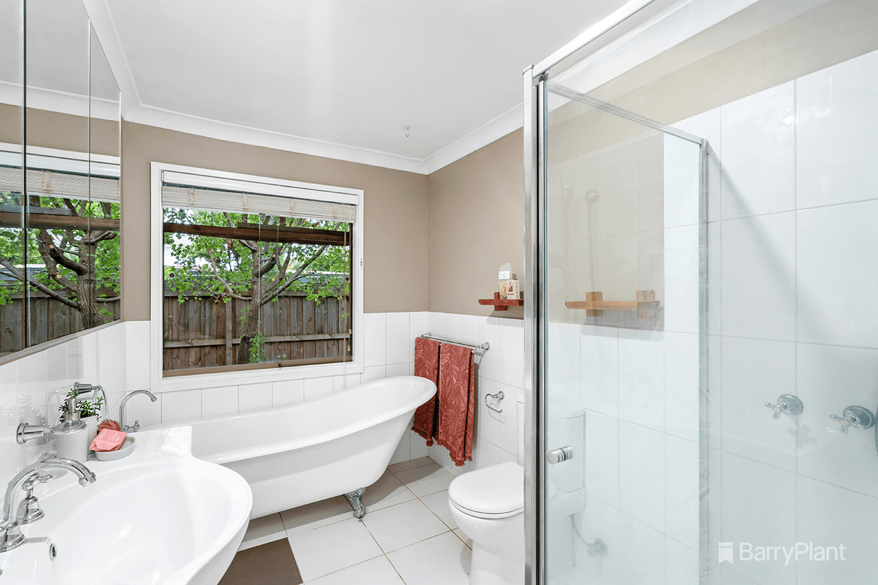 3 Tulong Close, Mooroolbark, VIC 3138