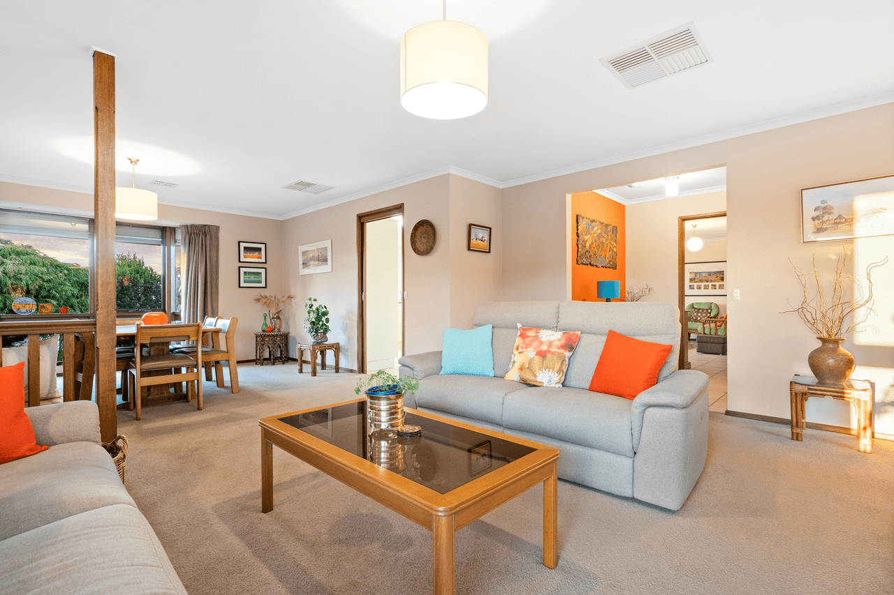 4 Mulberry Grove, ABERFOYLE PARK, SA 5159