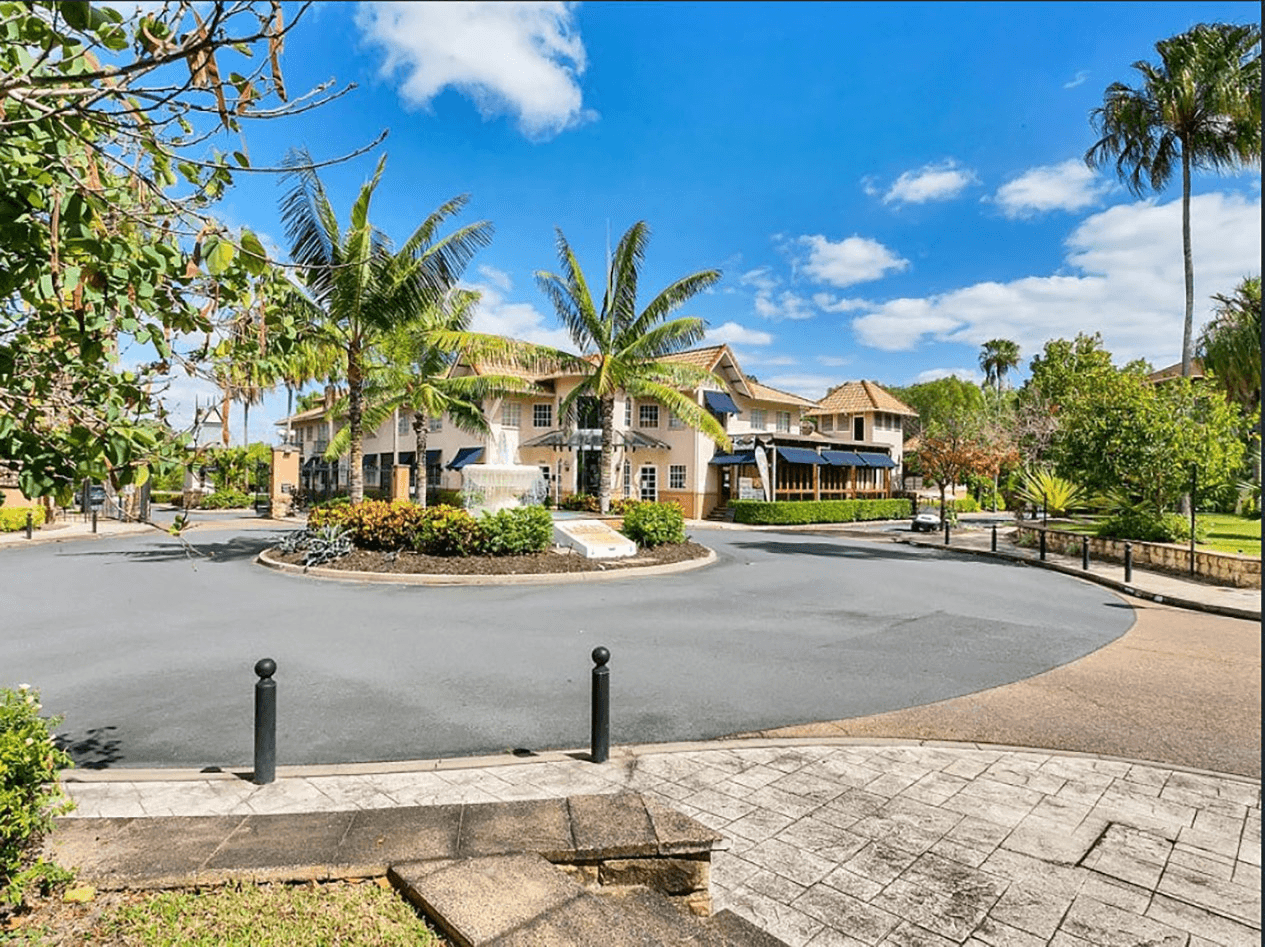 1711/2-10 Greenslopes Street, Cairns North, QLD 4870