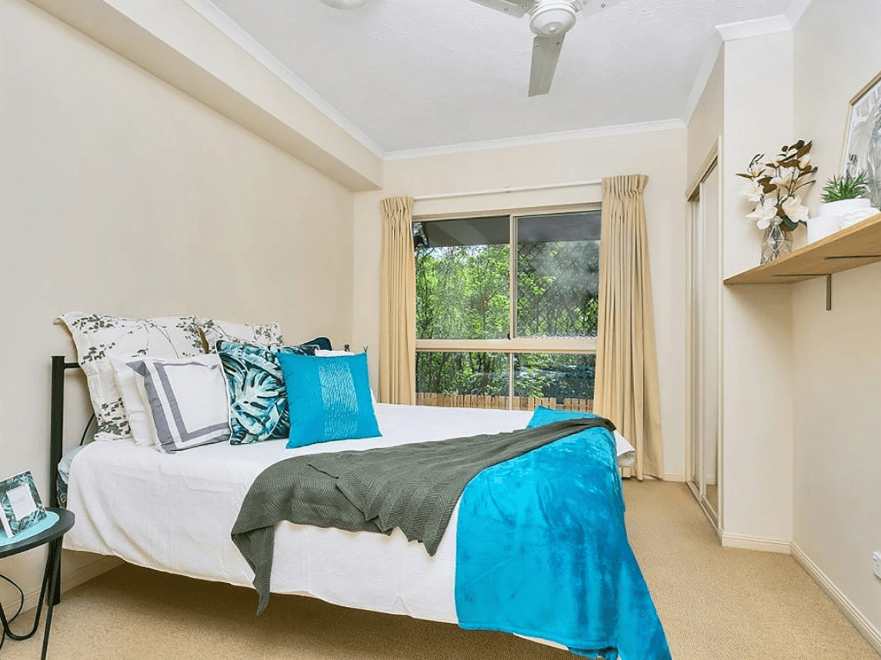 1711/2-10 Greenslopes Street, Cairns North, QLD 4870