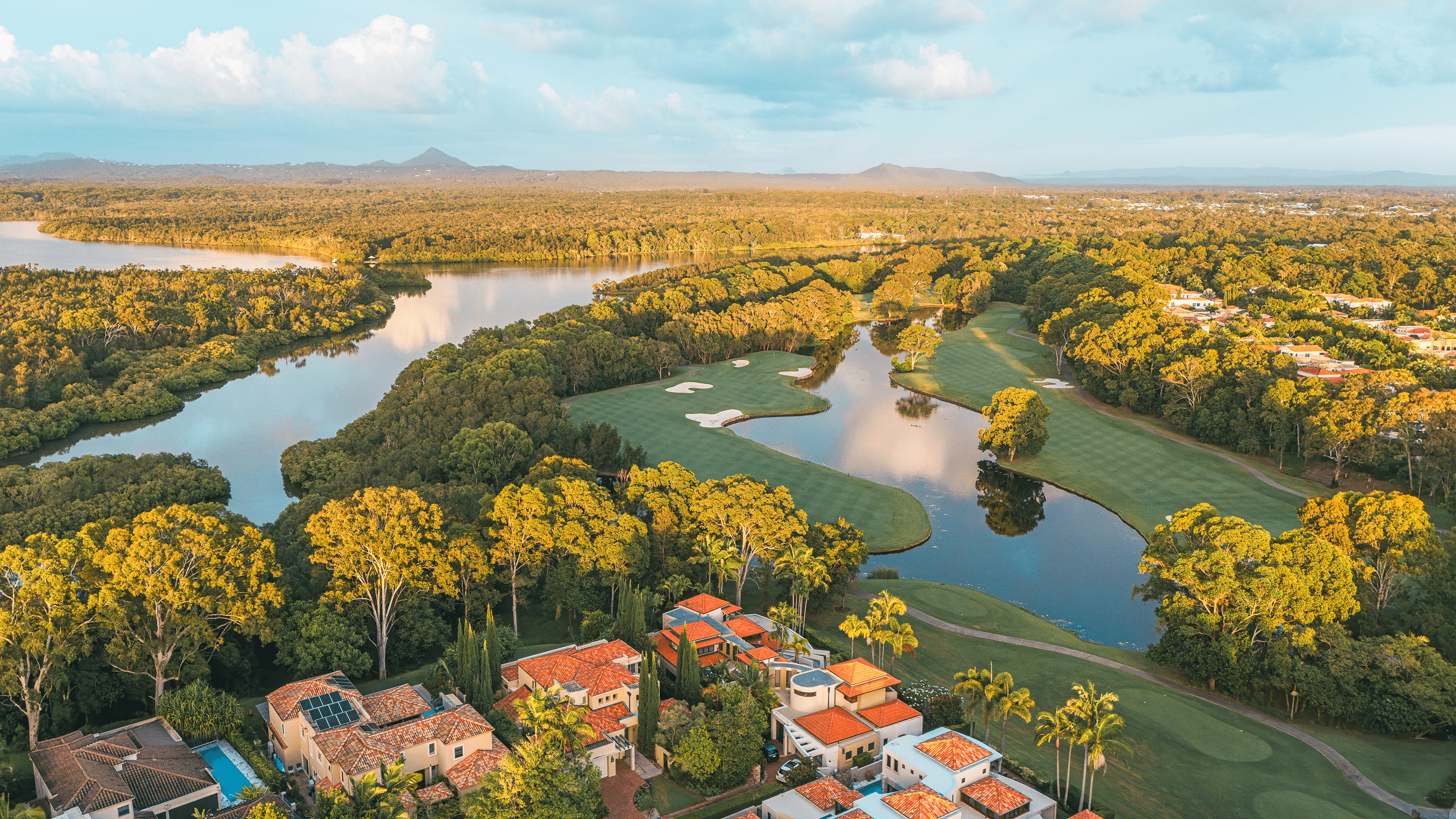 739/61 Noosa Springs Drive, Noosa Heads, QLD 4567