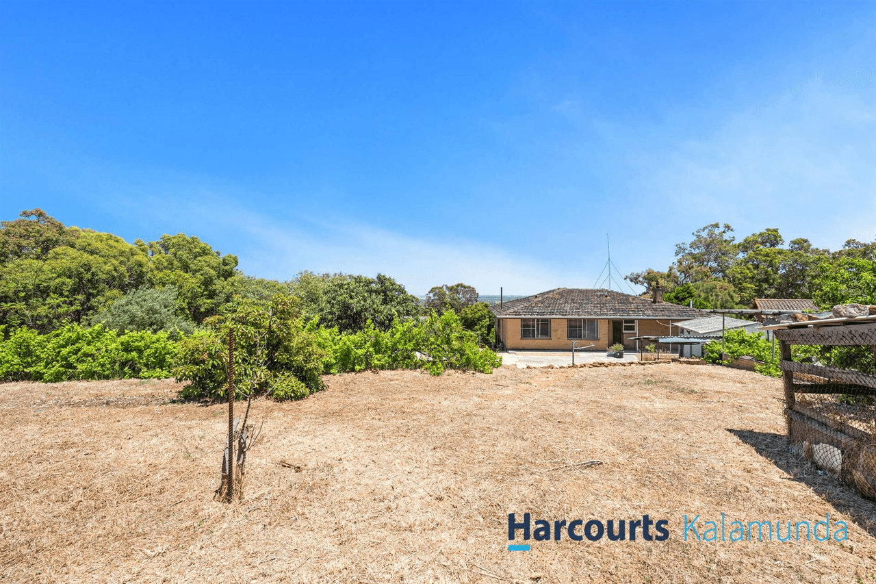 20  Nelson Crescent, Lesmurdie, WA 6076