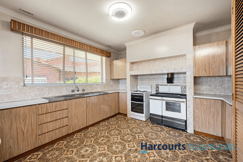 20  Nelson Crescent, Lesmurdie, WA 6076