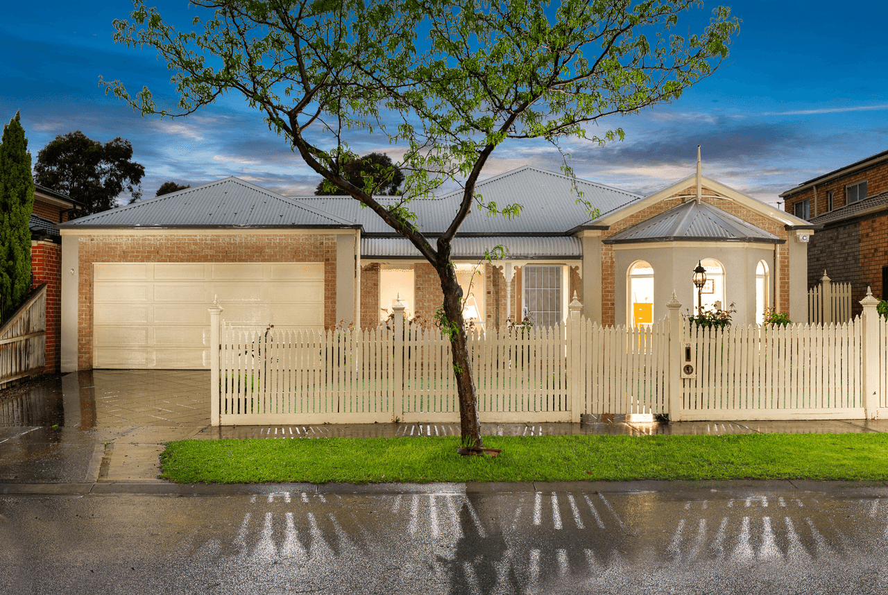 19 Scarlet Drive, BUNDOORA, VIC 3083