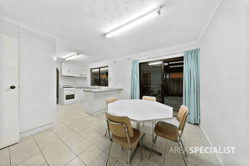 12 Aldergate Crescent, KINGS PARK, VIC 3021