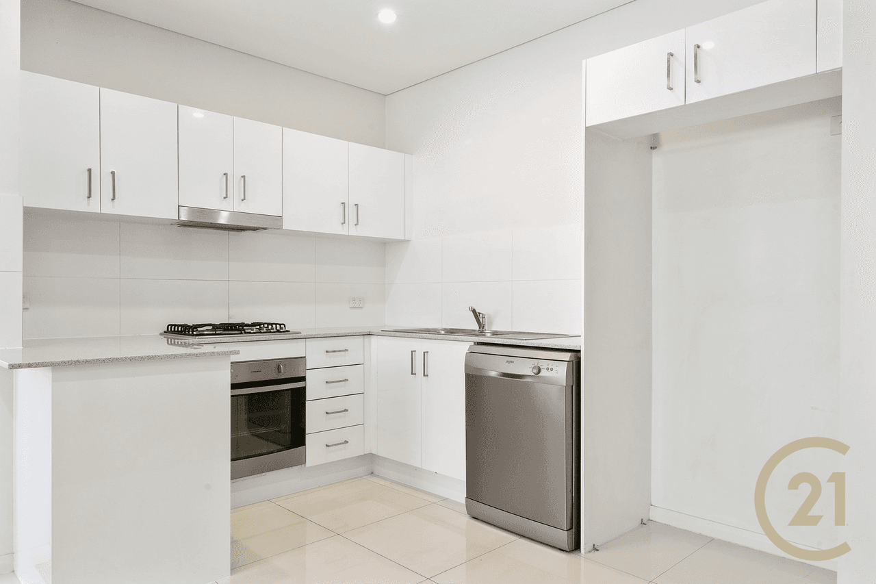 27/2-4 George Street, Warwick Farm, NSW 2170