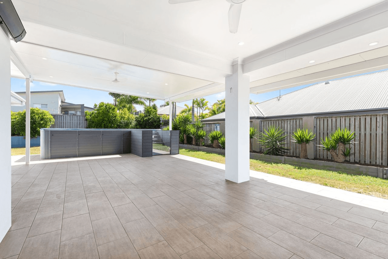 21 PARKLANDS Boulevard, WONDUNNA, QLD 4655