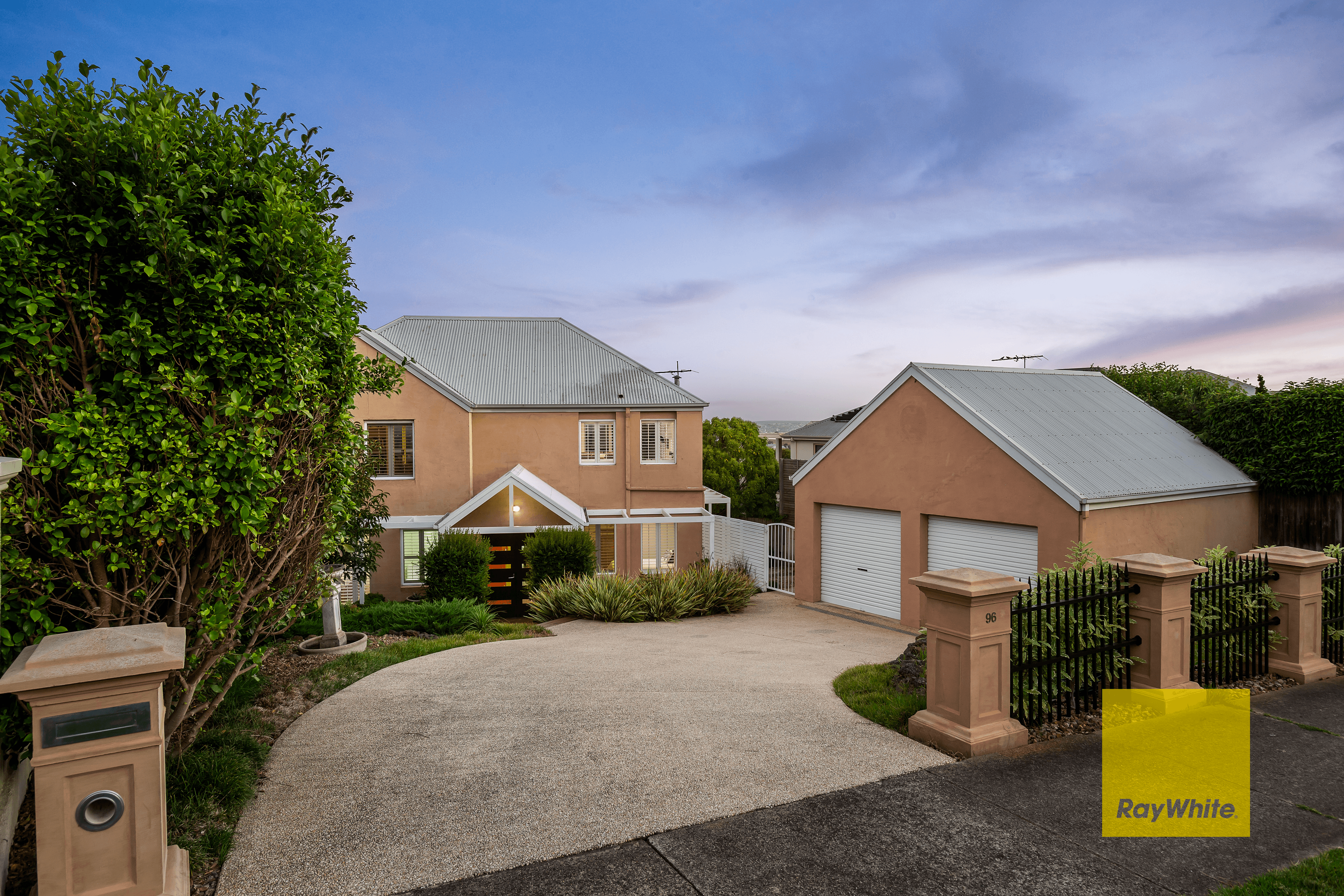 96 Grosvenor Drive, WANDANA HEIGHTS, VIC 3216