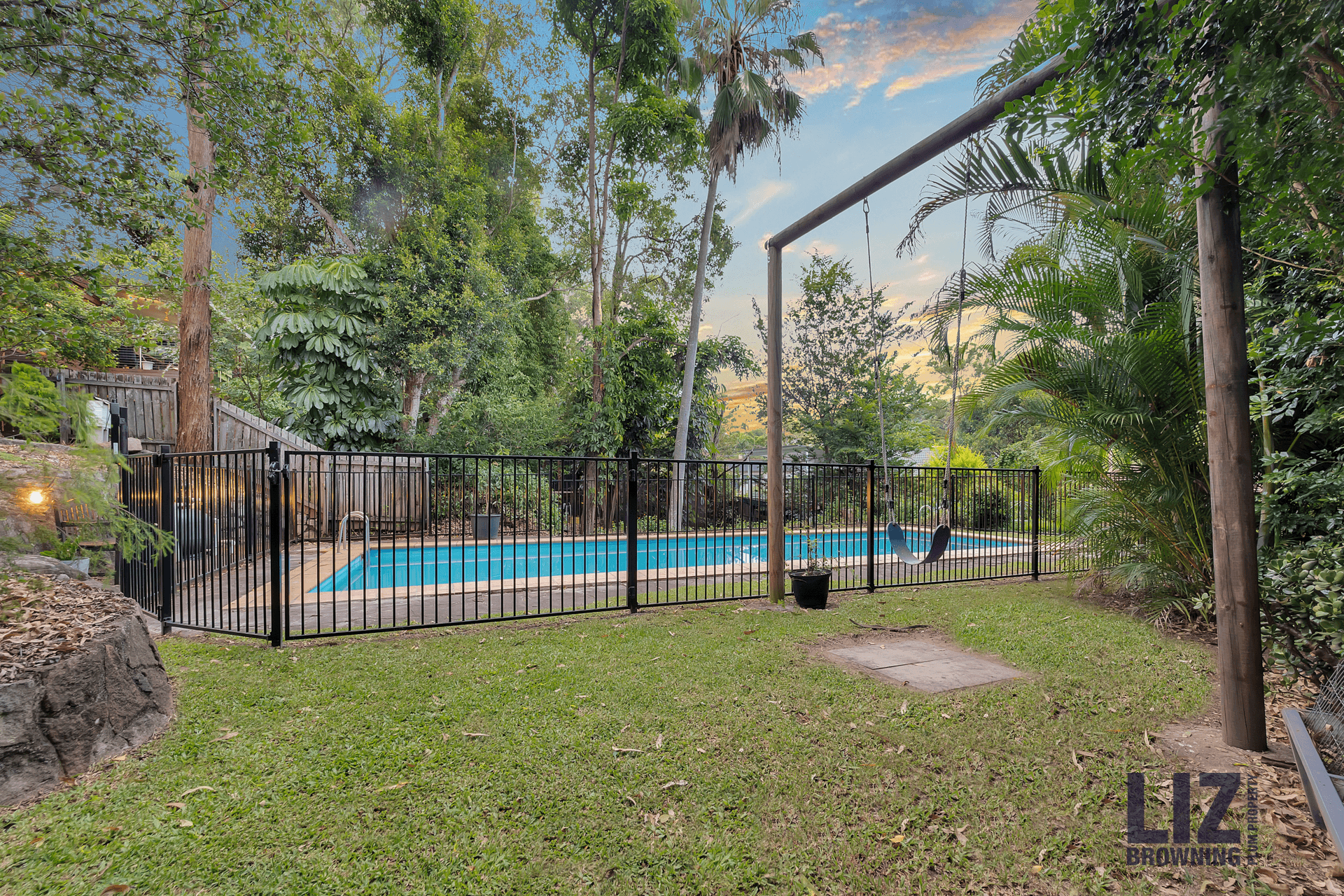 14 Marney Street, CHAPEL HILL, QLD 4069