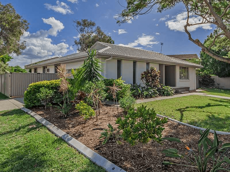 33 Gretel Drive, MERMAID WATERS, QLD 4218