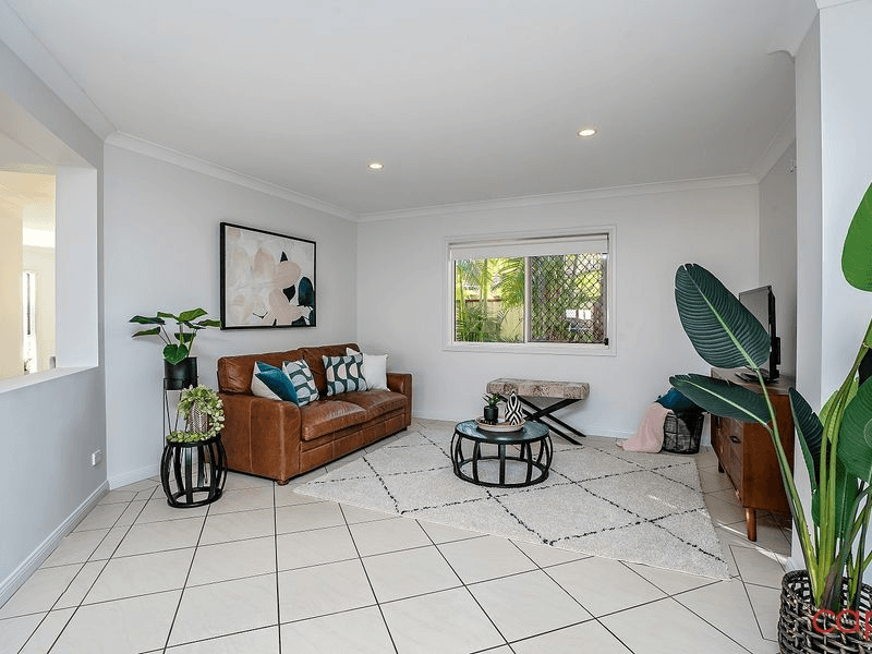 3 Wattlebrush Grove, MOLENDINAR, QLD 4214