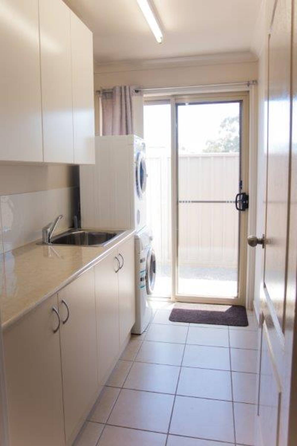 8 Glenda Court, ROBINVALE, VIC 3549
