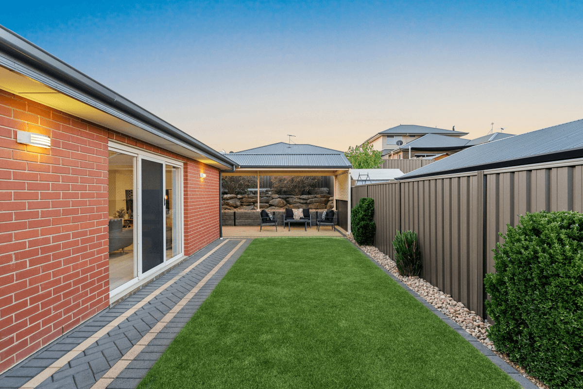 21 Bayley Circuit, TROTT PARK, SA 5158