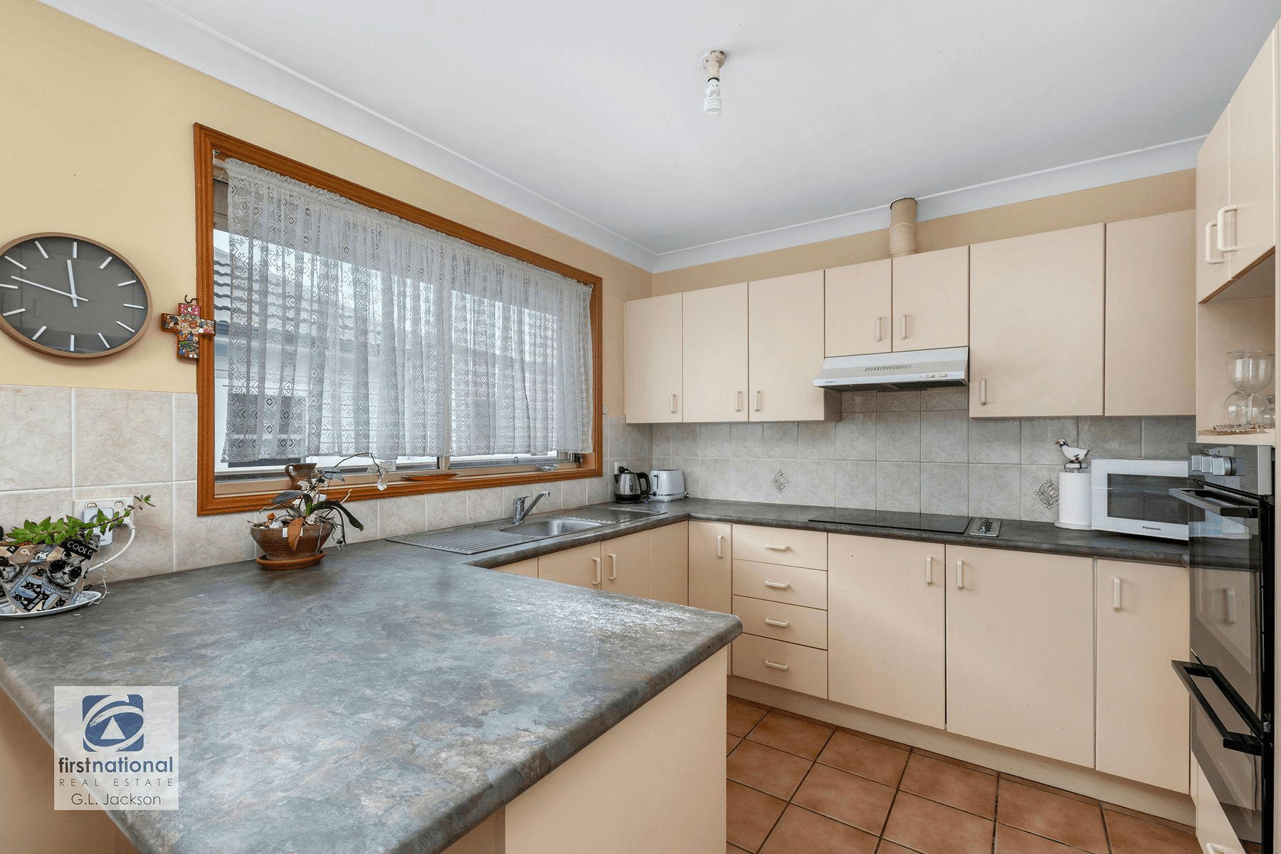 45 Picnic Parade, Ettalong Beach, NSW 2257