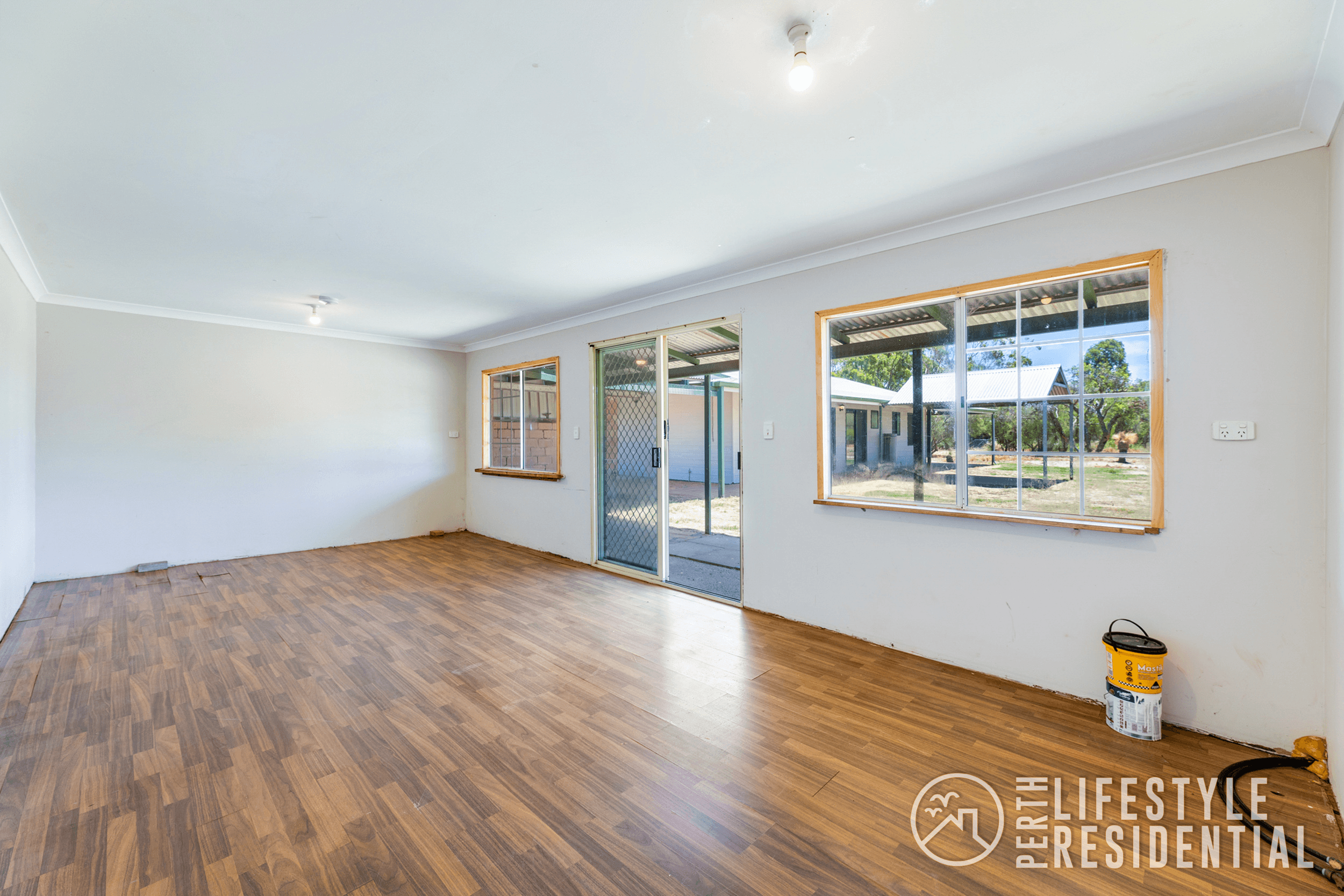 206 Woolly Bush Loop, WOODRIDGE, WA 6041