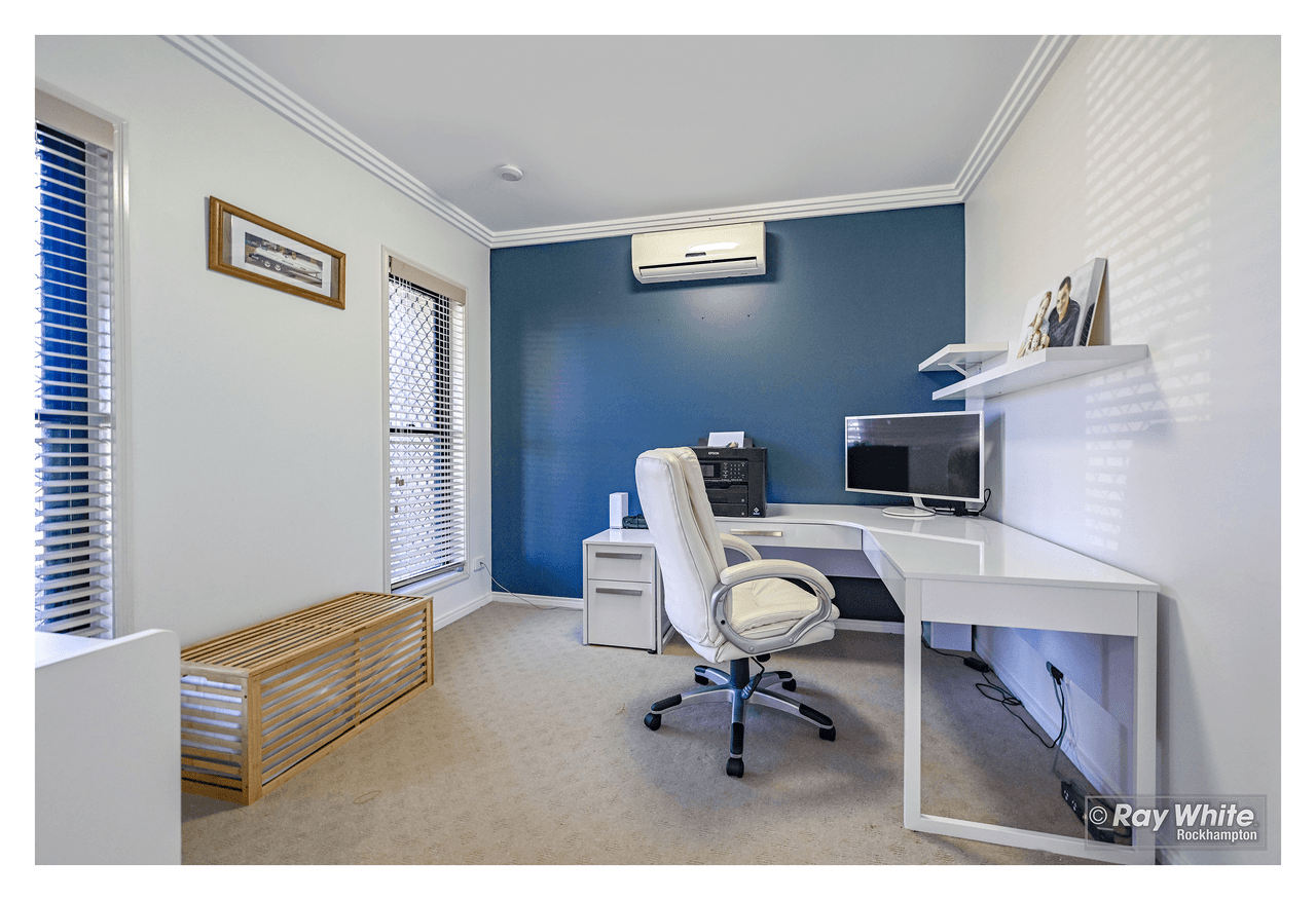 20 Tamarind Avenue, NORMAN GARDENS, QLD 4701