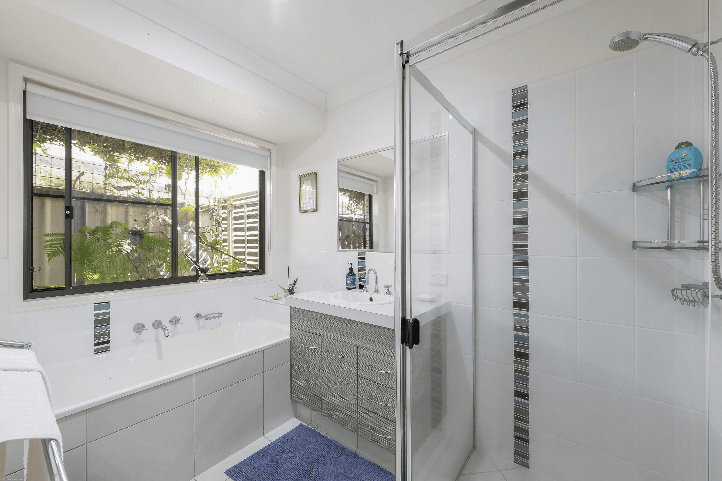 19 Alexander Drive, Moore Park Beach, QLD 4670