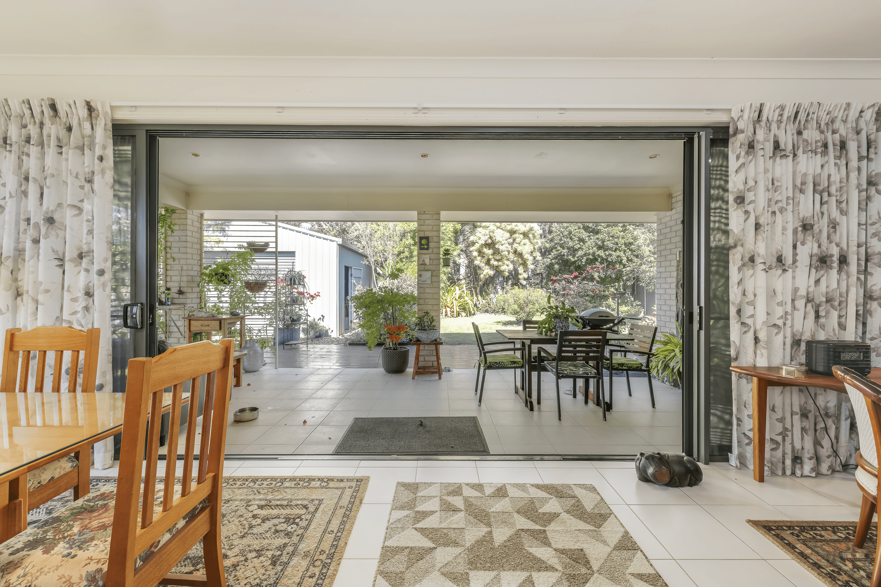 19 Alexander Drive, Moore Park Beach, QLD 4670