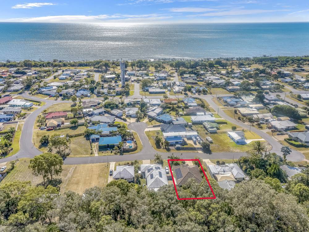 19 Alexander Drive, Moore Park Beach, QLD 4670