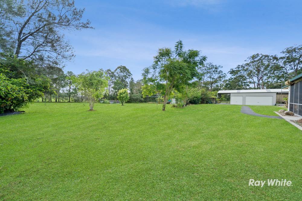 10-16 Dungaree Drive, NEW BEITH, QLD 4124