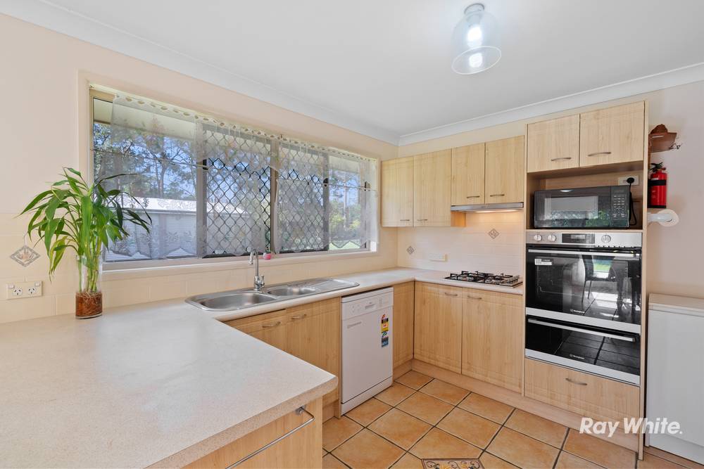 10-16 Dungaree Drive, NEW BEITH, QLD 4124