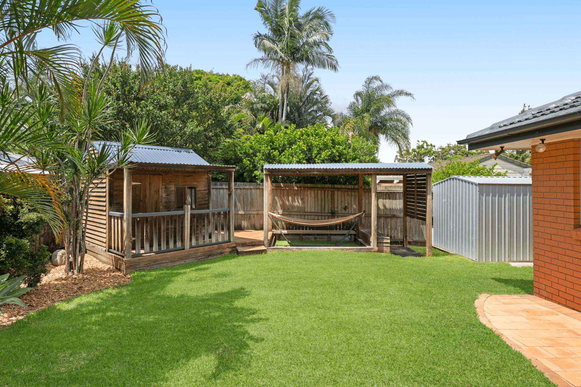 11 Morden Street, BIRKDALE, QLD 4159