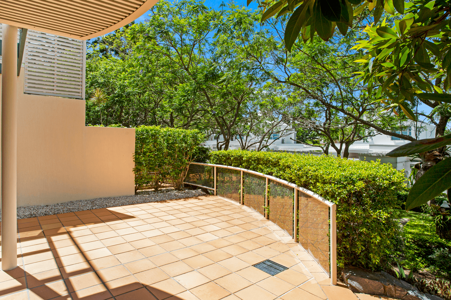 1126/380 Ashmore Road, Benowa, QLD 4217