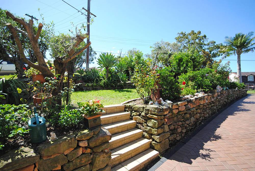 15 Beacon Hill Road, BEACON HILL, NSW 2100