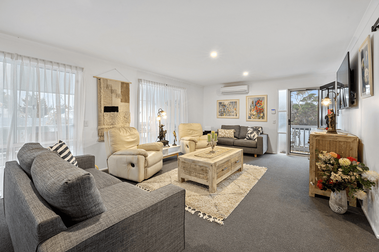 24 The Esplanade, CAPE WOOLAMAI, VIC 3925