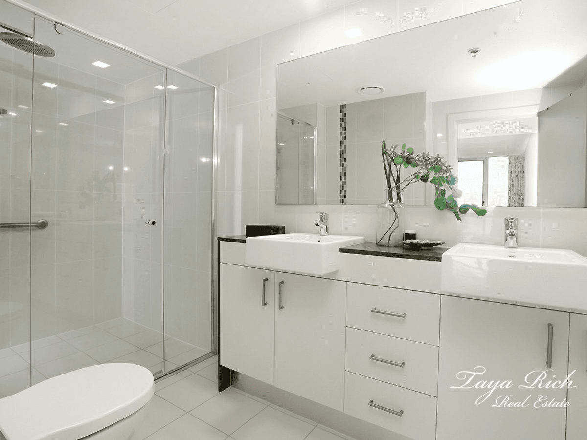 2303/34 Scarborough Street, SOUTHPORT, QLD 4215