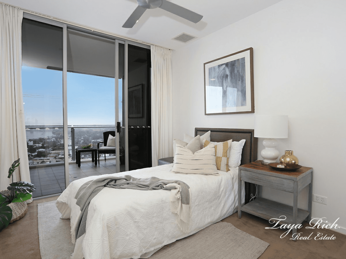 2303/34 Scarborough Street, SOUTHPORT, QLD 4215