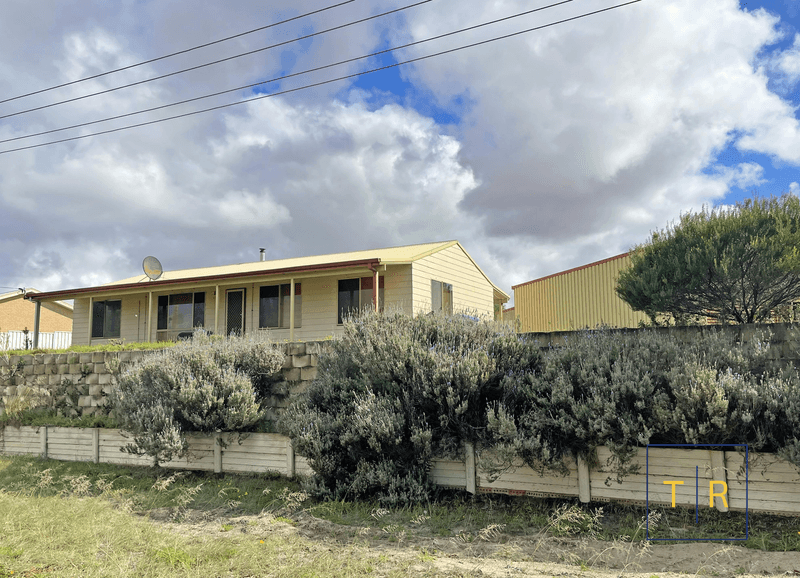 24 Frearson Street, CASTLETOWN, WA 6450