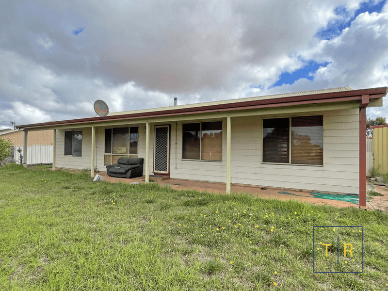 24 Frearson Street, CASTLETOWN, WA 6450