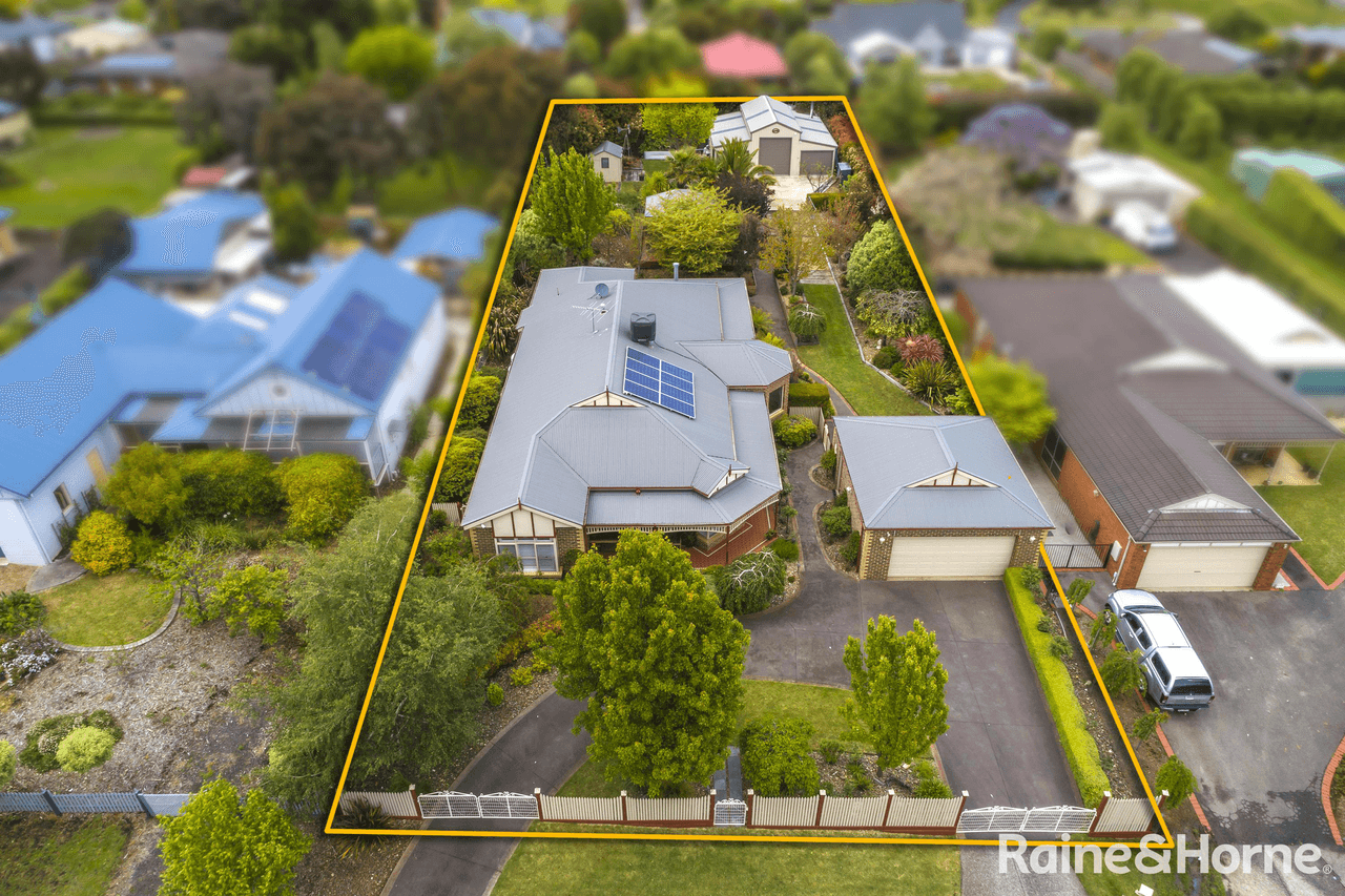 6 Glenton Court, GISBORNE, VIC 3437