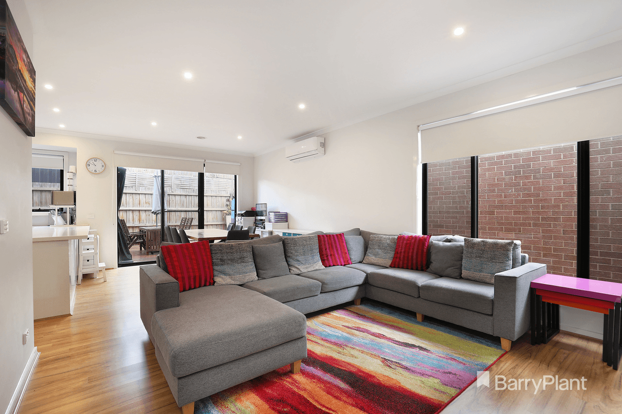 2/47 Davies Street, Hadfield, VIC 3046