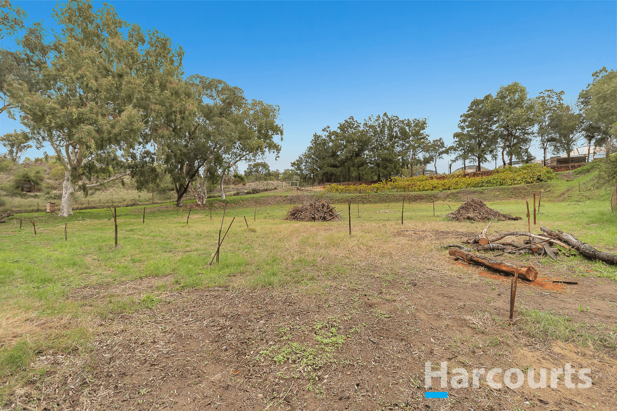 89 Gibbs Road, NOWERGUP, WA 6032