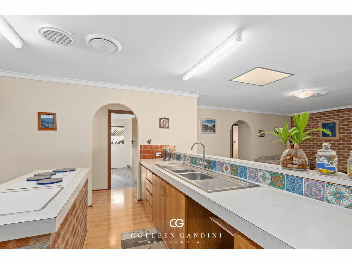 5 Allerton Way, Booragoon, WA 6154