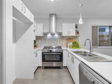 13 Yering Street, HEATHWOOD, QLD 4110