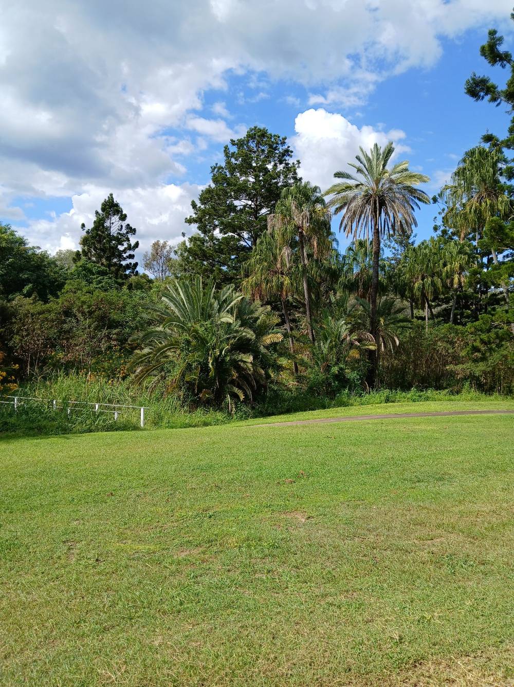 5 Huessman, Mount Perry, QLD 4671