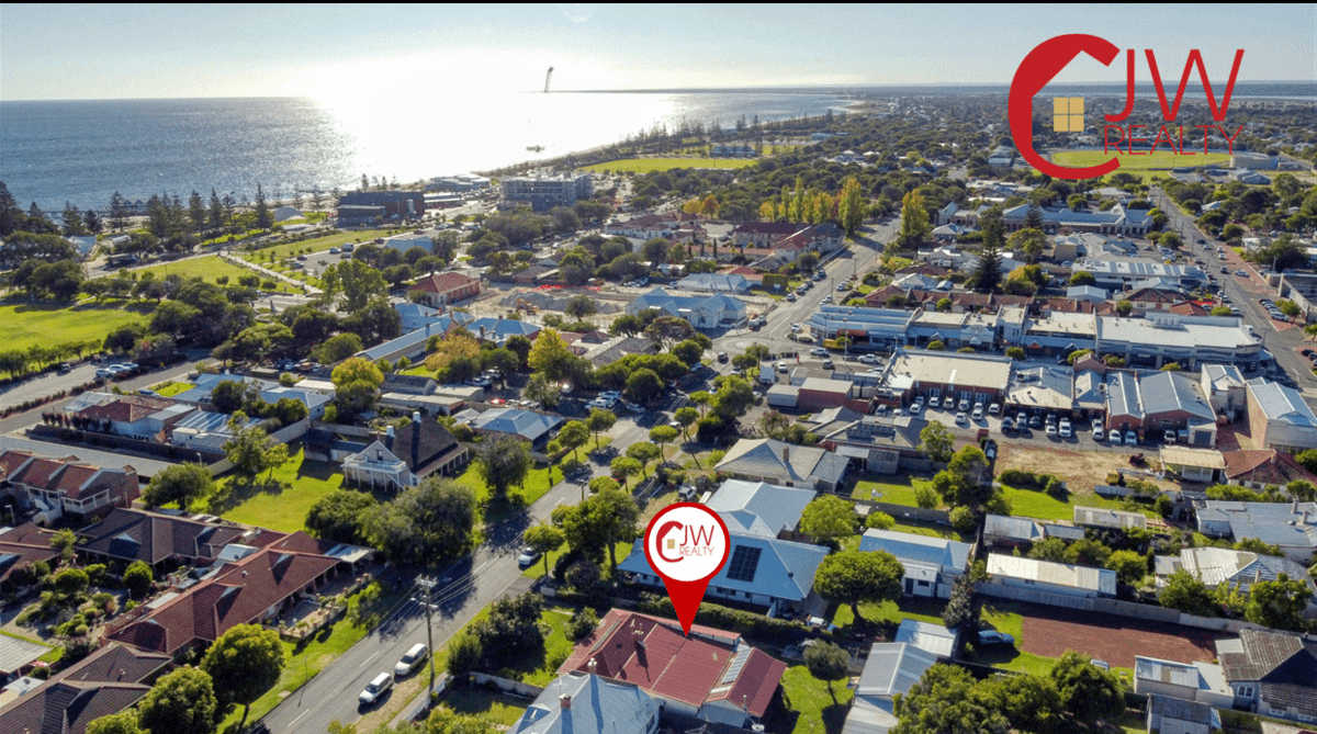 10 Adelaide Street, Busselton, WA 6280