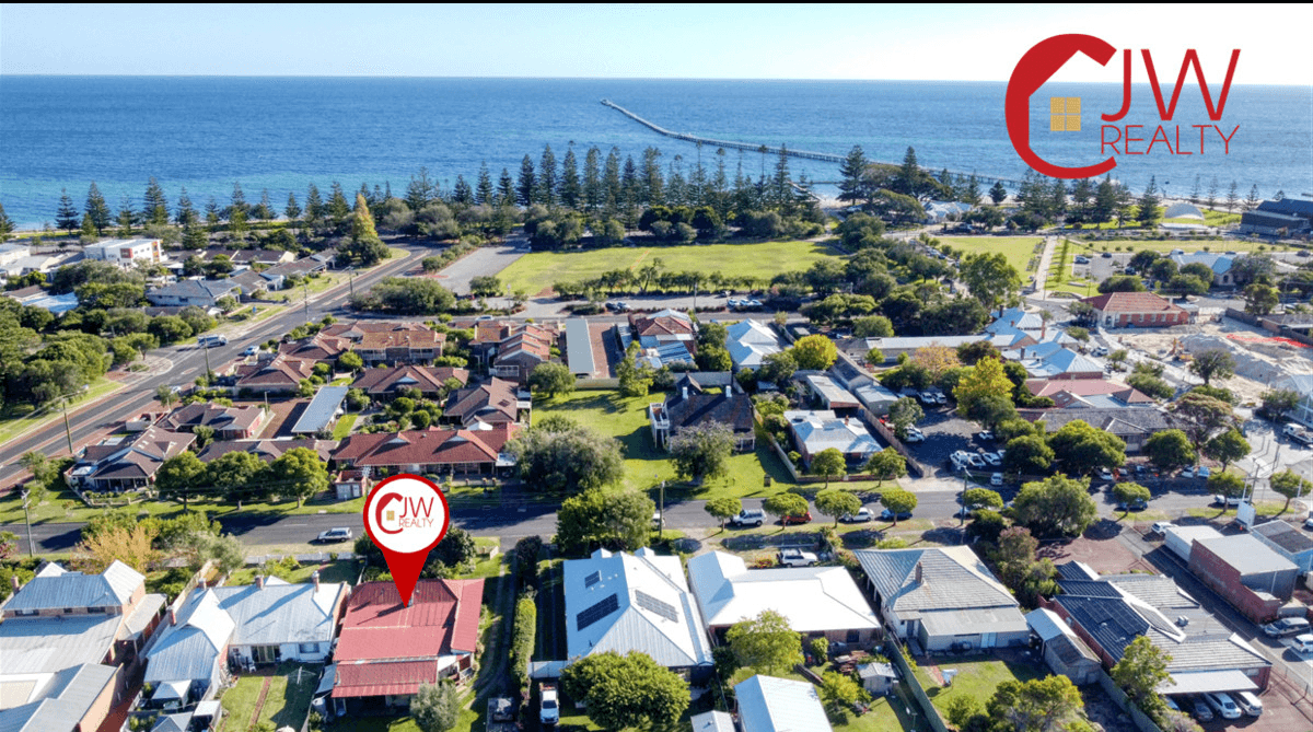 10 Adelaide Street, Busselton, WA 6280