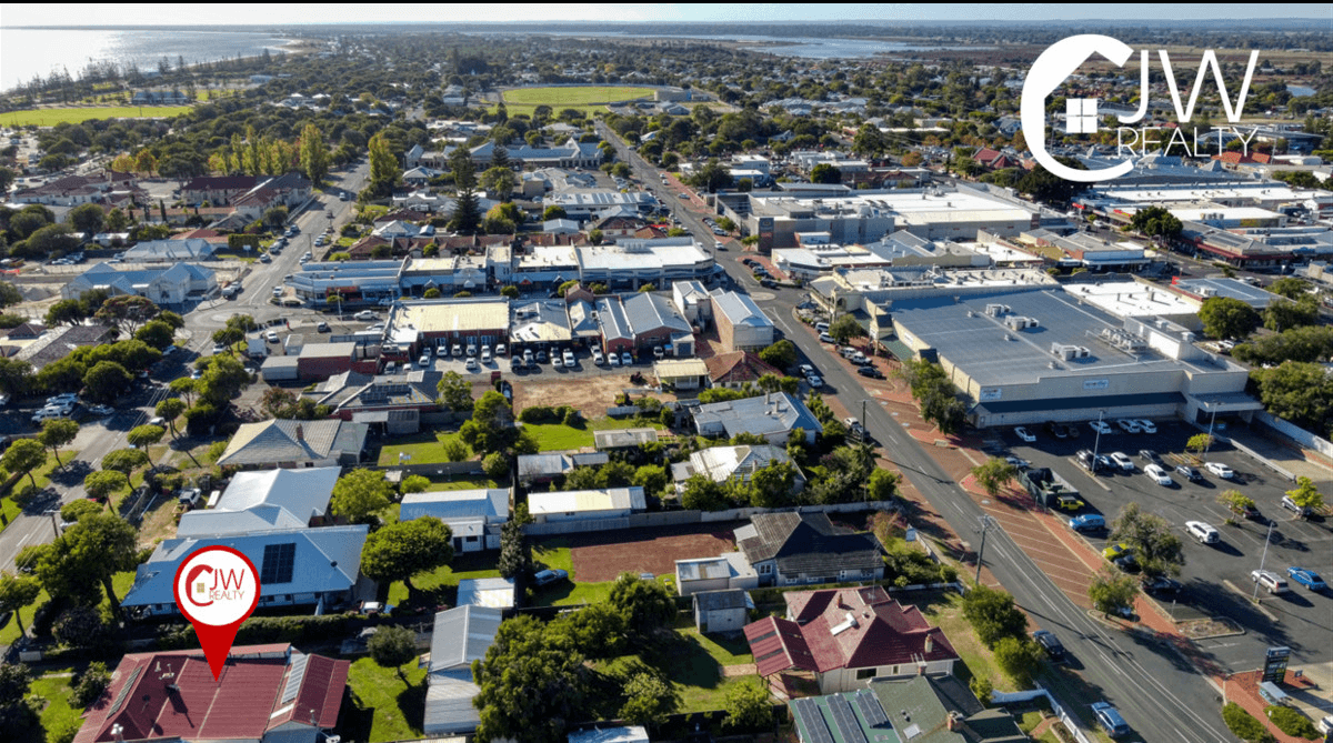 10 Adelaide Street, Busselton, WA 6280