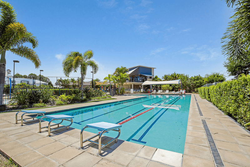 136 THE PENINSULA, HELENSVALE, QLD 4212