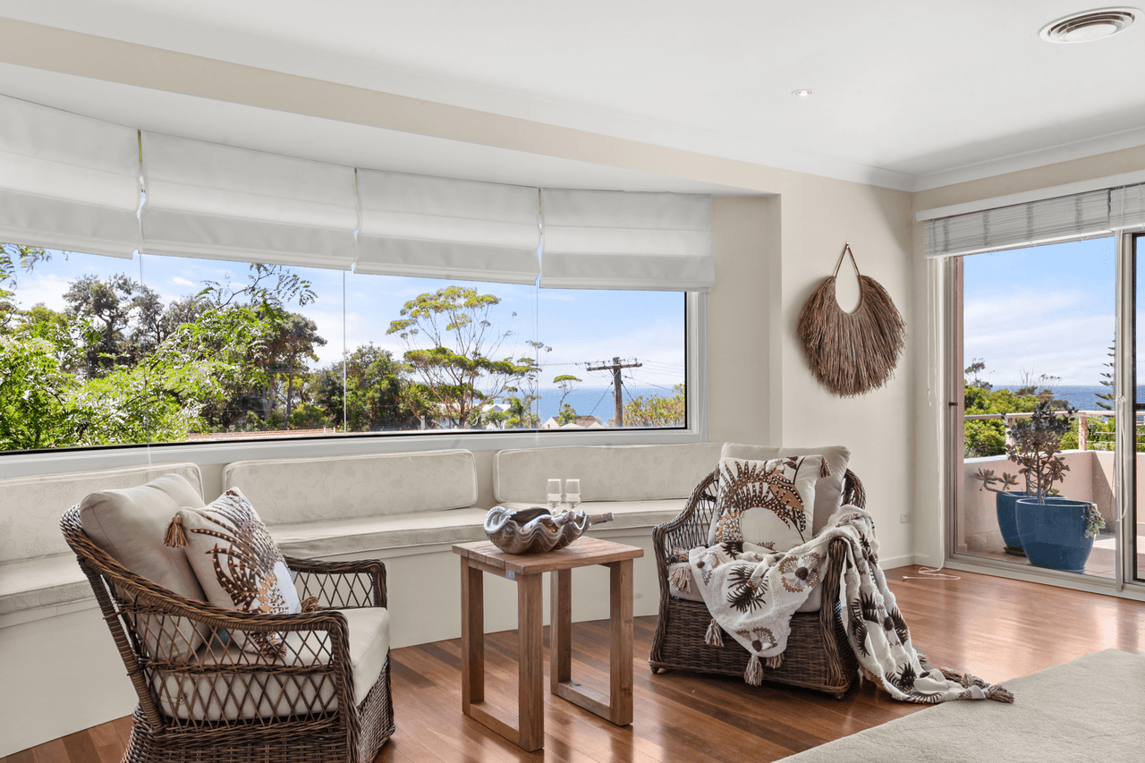 18 Davies Street, MOLLYMOOK, NSW 2539