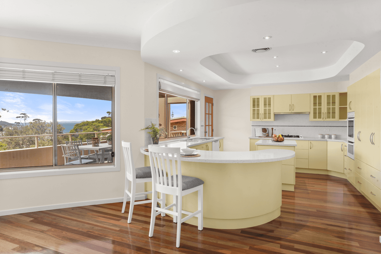 18 Davies Street, MOLLYMOOK, NSW 2539